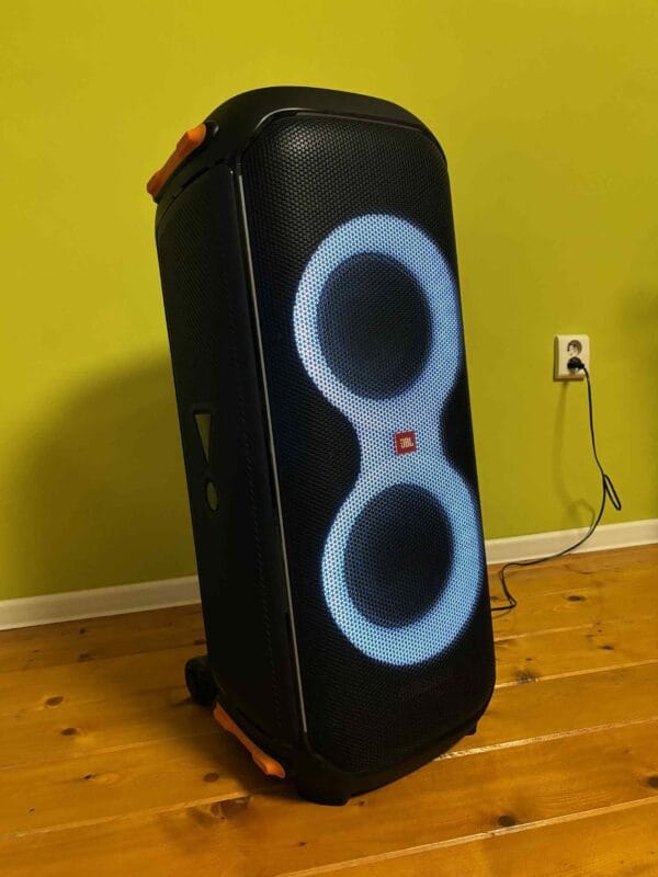 Prenájom JBL PartyBox 710 – výkonný párty reproduktor - Image 7